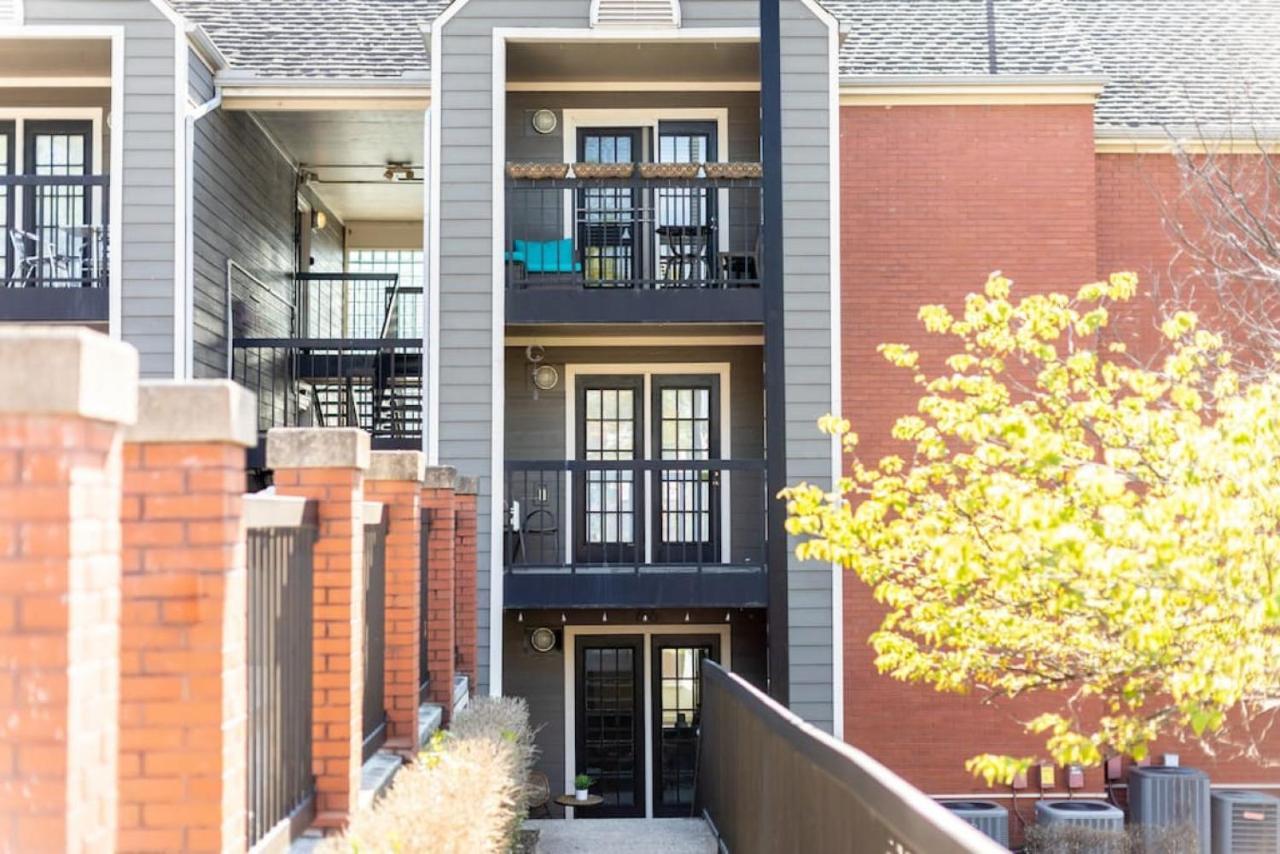 Stylish Downtown Nashville 3 Beds, 1 Bedroom With Private Patio, Parking ภายนอก รูปภาพ