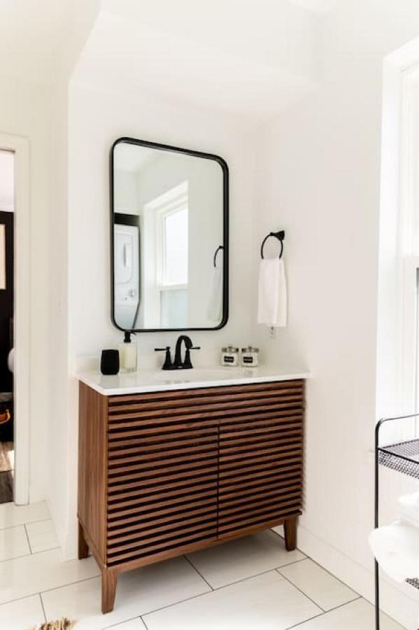 Stylish Downtown Nashville 3 Beds, 1 Bedroom With Private Patio, Parking ภายนอก รูปภาพ