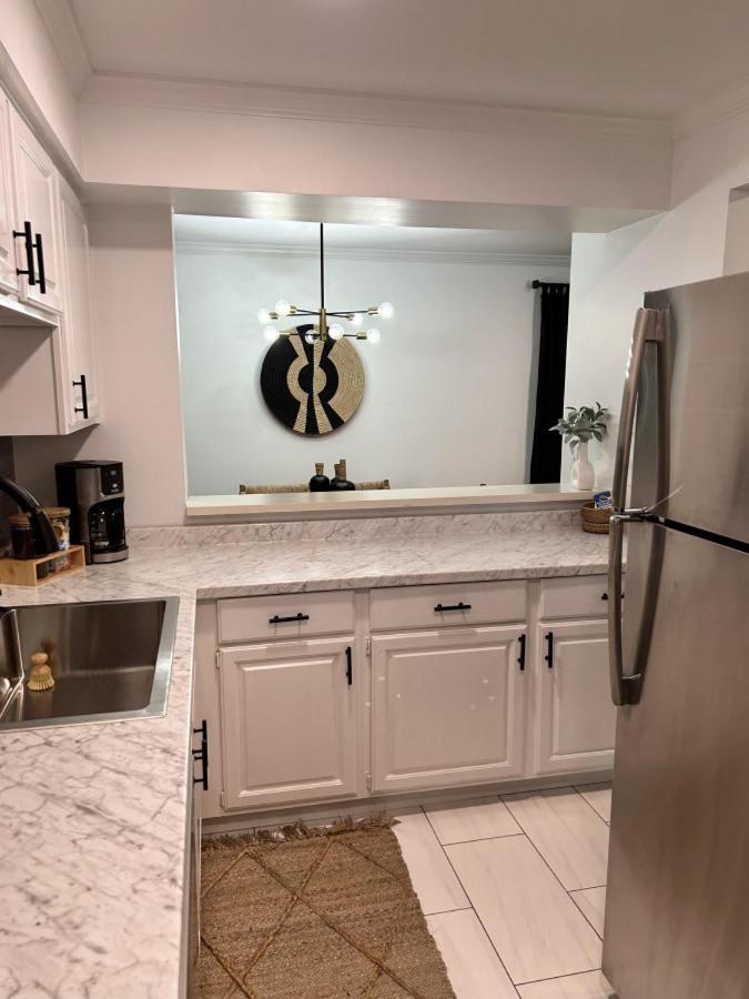 Stylish Downtown Nashville 3 Beds, 1 Bedroom With Private Patio, Parking ภายนอก รูปภาพ