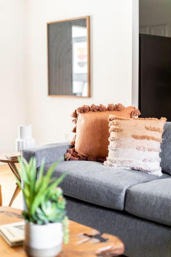Stylish Downtown Nashville 3 Beds, 1 Bedroom With Private Patio, Parking ภายนอก รูปภาพ