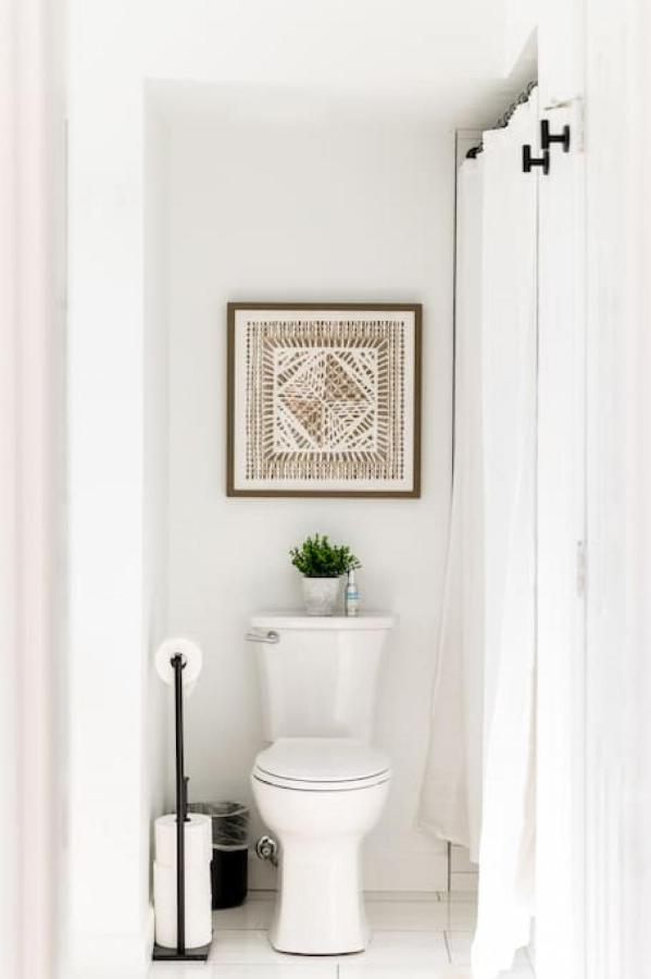 Stylish Downtown Nashville 3 Beds, 1 Bedroom With Private Patio, Parking ภายนอก รูปภาพ