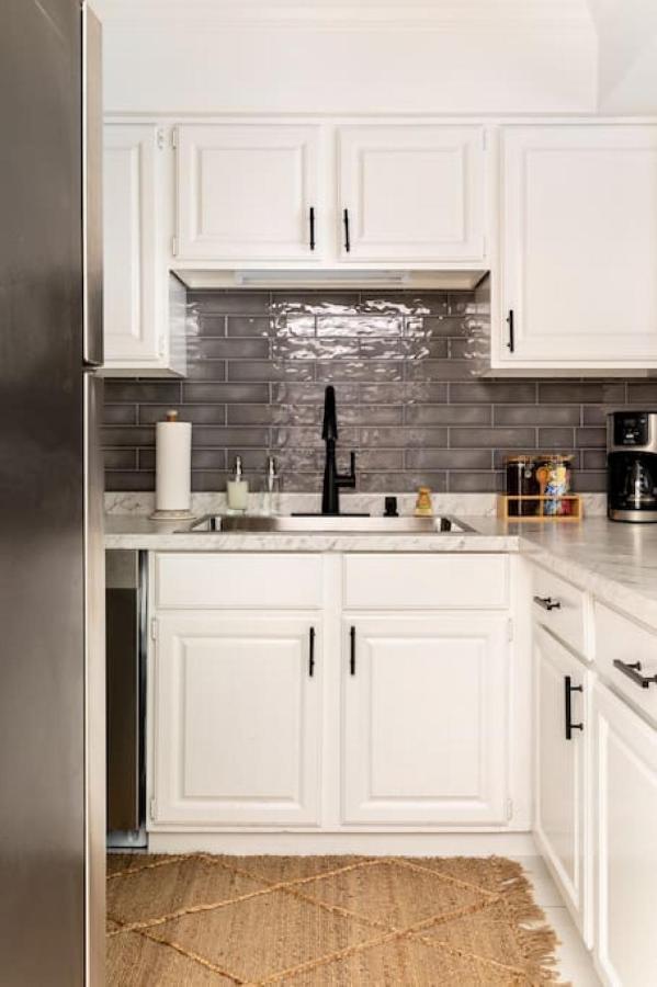 Stylish Downtown Nashville 3 Beds, 1 Bedroom With Private Patio, Parking ภายนอก รูปภาพ